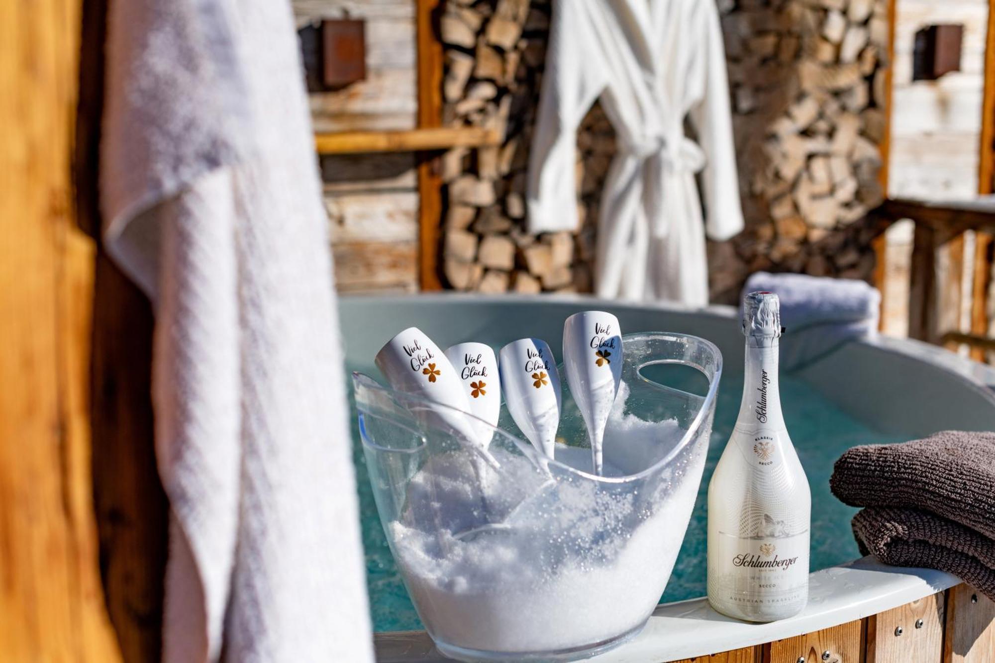 Alpine Lodge Brixen Brixen im Thale Esterno foto
